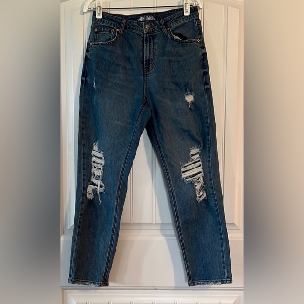 Wild Fable high rise Mom Jeans Size 6
